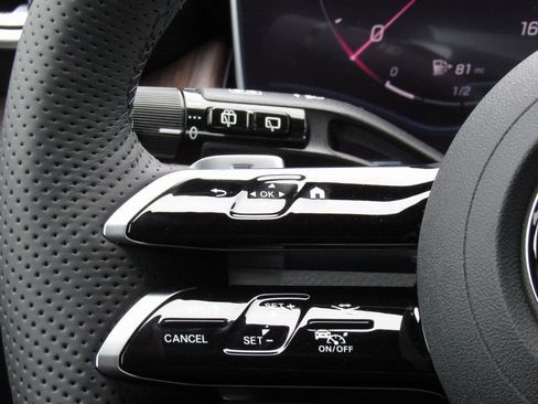 New 2026 Mercedes-Benz GLC 300 4MATIC image 26