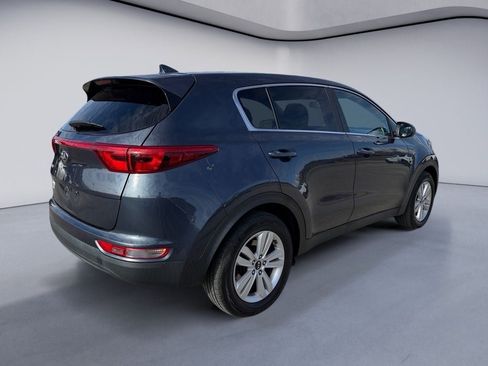 Used 2019 Kia Sportage LX image 5