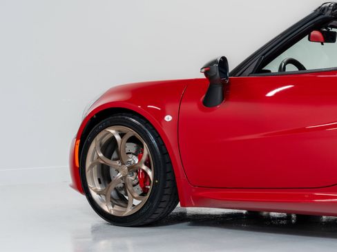 Used 2018 Alfa Romeo 4C Spider image 26