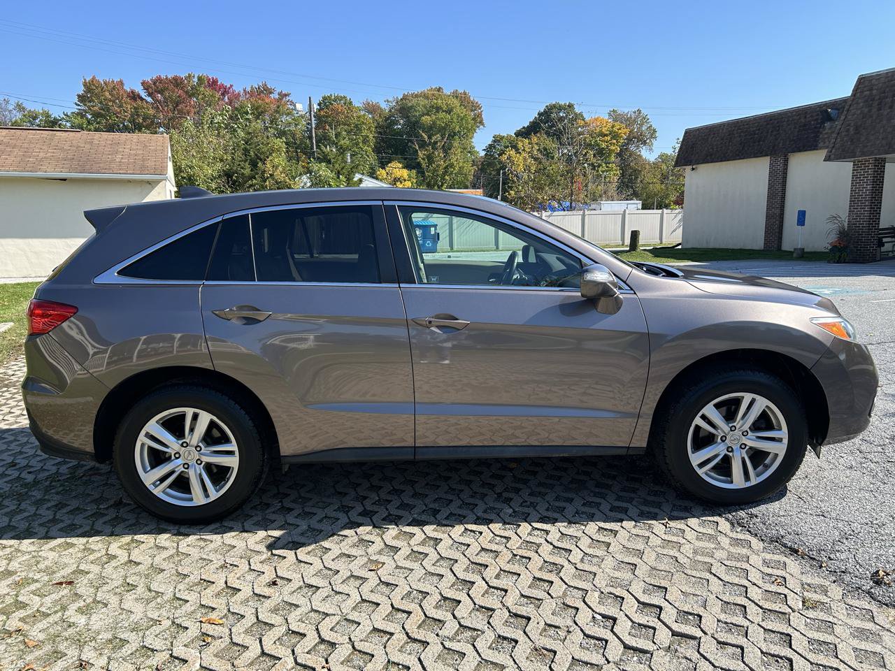 Used 2013 Acura RDX w/ Technology Package AWD/4WD image 4