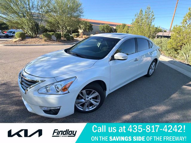 Used 2015 Nissan Altima 2.5 SV w/ Convenience Package FWD image 1