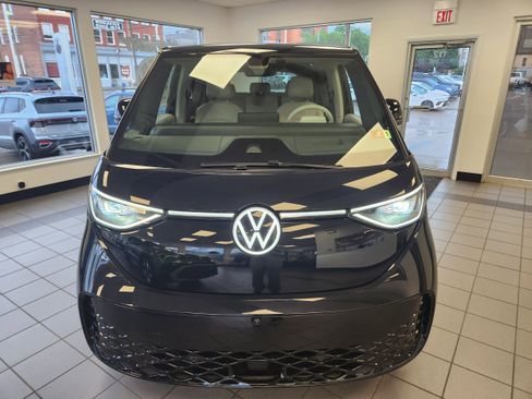 New 2025 Volkswagen ID. Buzz Pro S Plus image 6