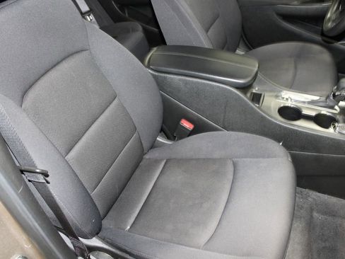 Used 2024 Chevrolet Malibu LT image 21