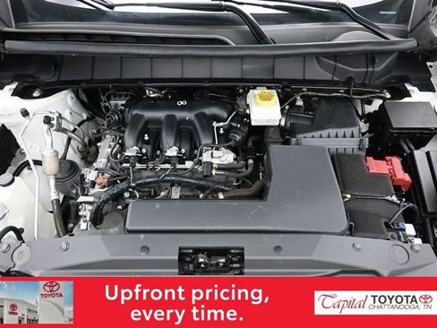 Used 2024 Nissan Pathfinder SV image 36