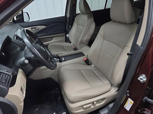 Used 2020 Honda Pilot Touring image 30