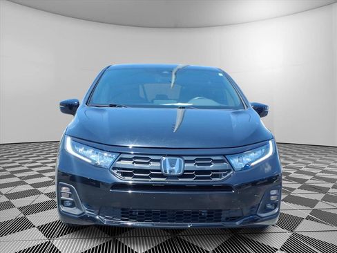 Used 2025 Honda Odyssey Sport-L image 2