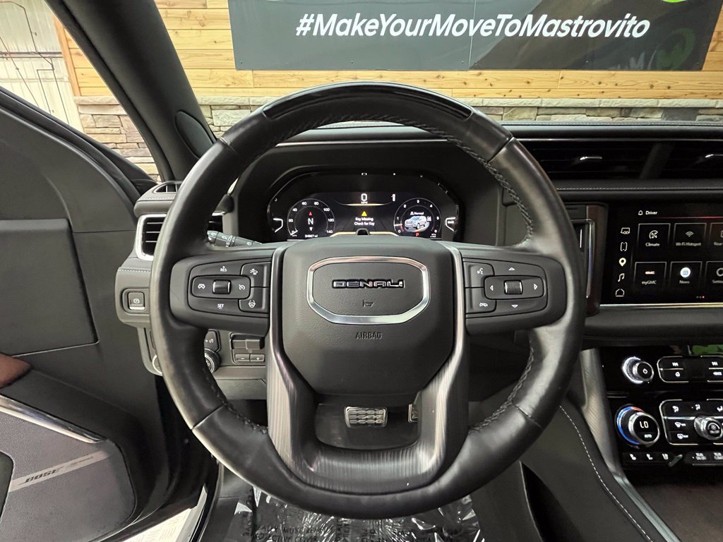 Used 2023 GMC Yukon Denali Ultimate AWD/4WD image 34