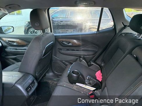 Used 2018 GMC Terrain SLE w/ Driver Convenience Package FWD image 7