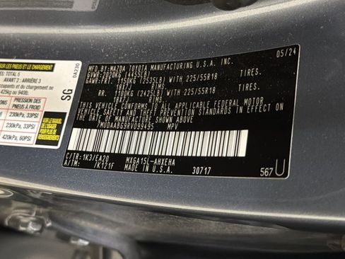 Used 2024 Toyota Corolla Cross XLE w/ Convenience Package AWD/4WD image 11