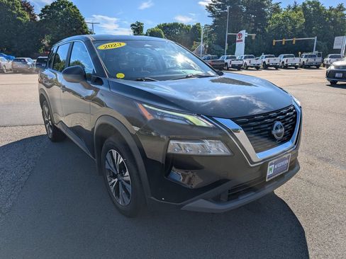 Used 2023 Nissan Rogue SV AWD/4WD image 8