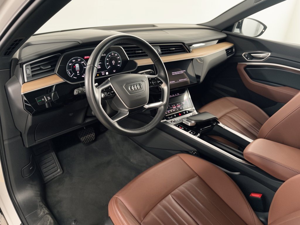 Used 2024 Audi Q8 e-tron Premium Plus w/ Premium Plus Package AWD/4WD image 4