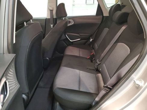 Used 2022 Kia Soul LX image 26