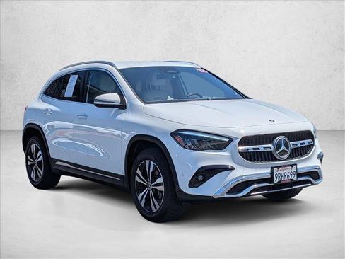 Certified 2025 Mercedes-Benz GLA 250 image 3