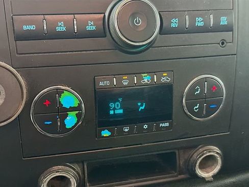 Used 2007 Chevrolet Silverado 2500 LT w/ 1LT Convenience Package image 15