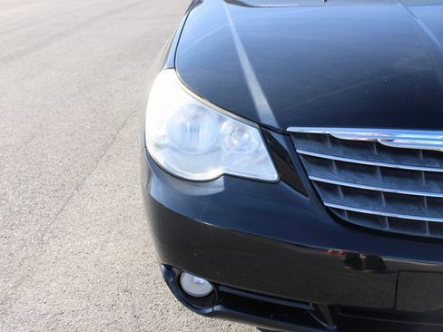 Used 2010 Chrysler Sebring Limited image 34