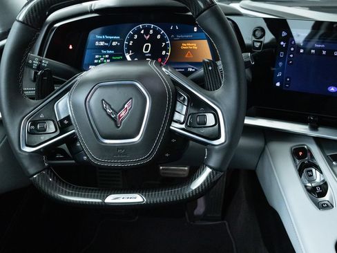 Used 2024 Chevrolet Corvette Z06 RWD image 11