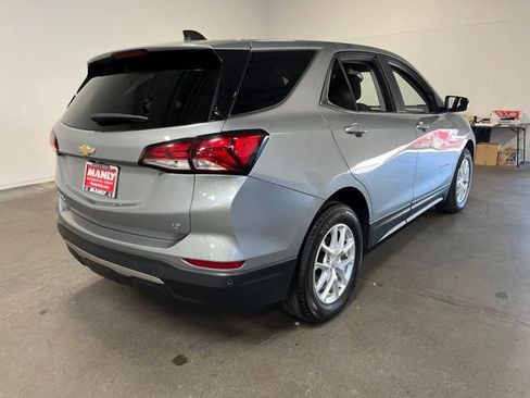 Used 2024 Chevrolet Equinox LT FWD image 3