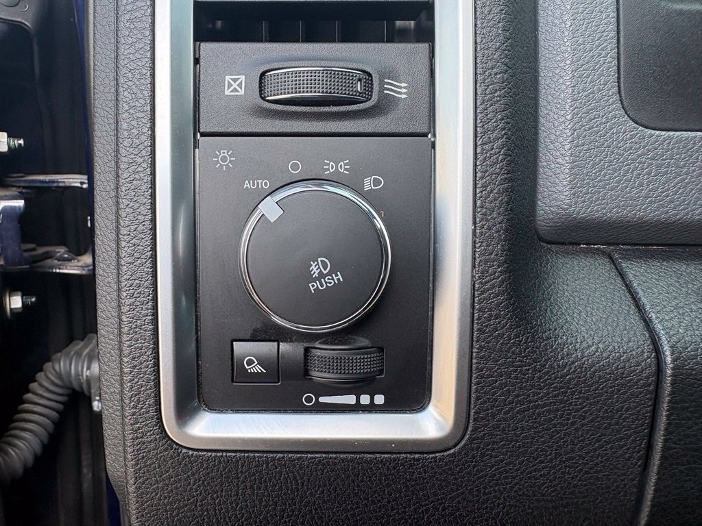 Used 2017 RAM 1500 Lone Star RWD image 21