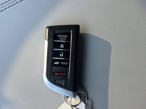 Used 2025 Acura MDX SH-AWD w/ Advance Package image 23