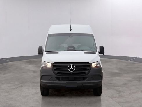 New 2025 Mercedes-Benz Sprinter 2500 image 2