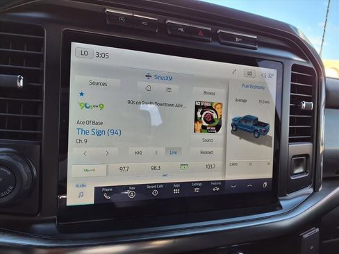 Used 2023 Ford F150 Lariat w/ Equipment Group 502A High image 40