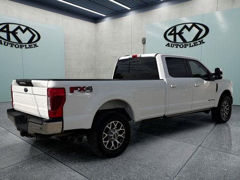 Used 2022 Ford F350 Lariat w/ Lariat Value Package AWD/4WD image 3