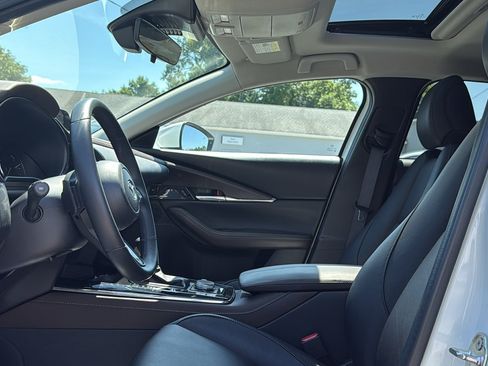 Used 2024 MAZDA CX-30 AWD 2.5 S w/ Premium Package image 10