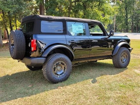 New 2025 Ford Bronco 4-Door w/ Sasquatch Package AWD/4WD image 11