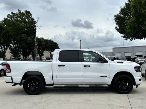 Used 2023 RAM 1500 Big Horn AWD/4WD image 3