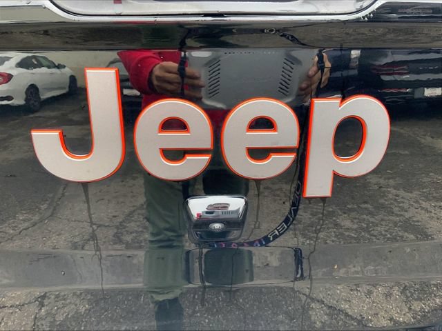 Used 2020 Jeep Gladiator Mojave w/ Trailer Tow Package AWD/4WD image 14