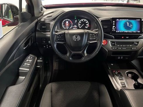 Used 2024 Honda Ridgeline Sport image 18
