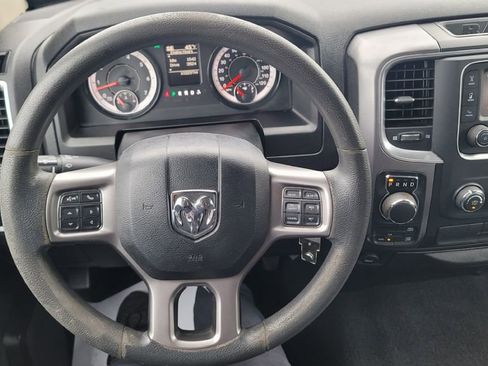 Used 2021 RAM 1500 Classic SLT AWD/4WD image 20