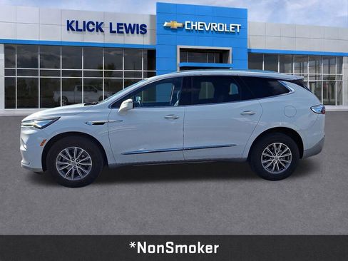 Used 2023 Buick Enclave Essence w/ LPO, Floor Liner Package image 4