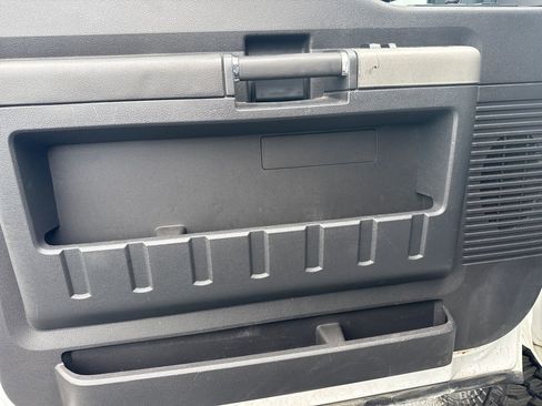 Used 2016 Ford F250 Lariat w/ Lariat Ultimate Package image 16