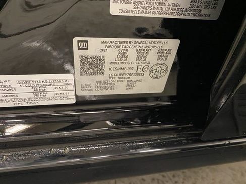 Used 2025 GMC Sierra 2500 AT4 w/ AT4 Premium Plus Package image 32