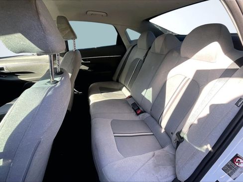 Used 2021 Hyundai Sonata SE image 26