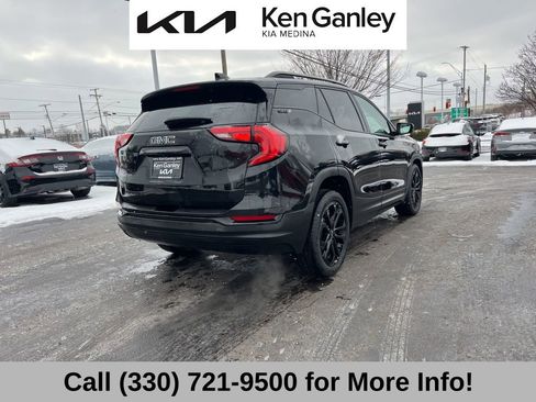 Used 2020 GMC Terrain SLE w/ Driver Convenience Package image 8