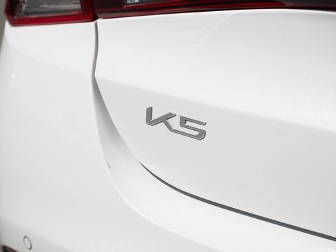 Used 2023 Kia K5 EX FWD image 13