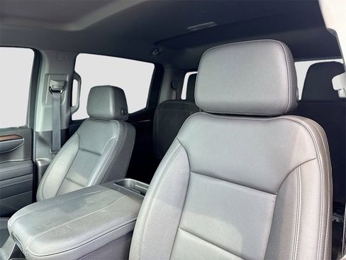 Used 2025 GMC Sierra 1500 SLT image 13