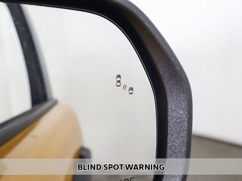 Used 2023 Ford Bronco Sport Badlands AWD/4WD image 3