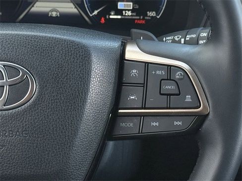 Used 2025 Toyota Grand Highlander AWD Hybrid image 15