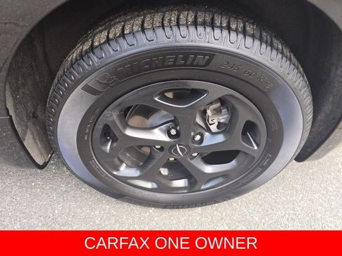 Used 2022 Chrysler Pacifica Touring-L w/ S Appearance Package FWD image 30