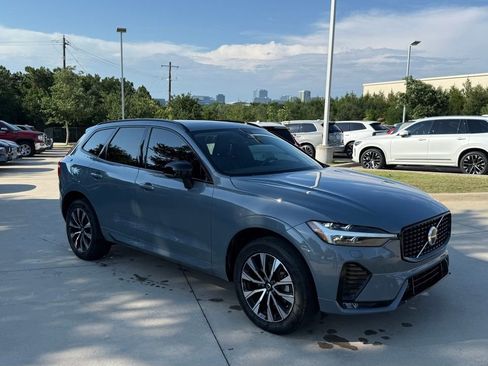 Used 2024 Volvo XC60 B5 Core w/ Protection Package Premier AWD/4WD image 3