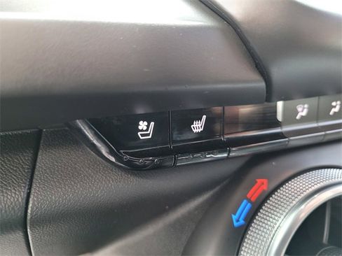 Used 2019 Chevrolet Camaro LT image 18