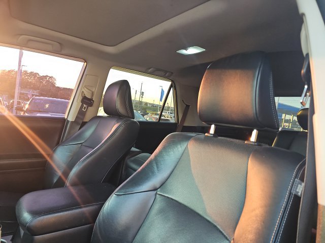 Used 2018 Toyota 4Runner Limited AWD/4WD image 19