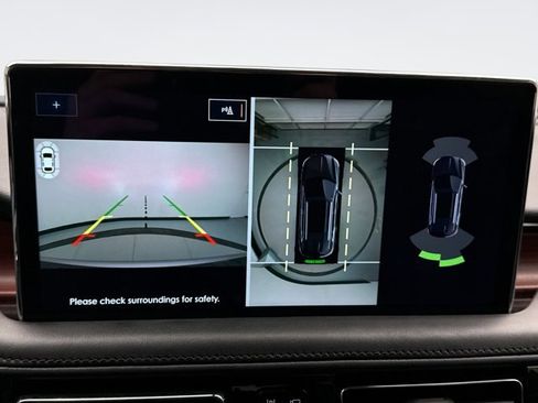 Used 2022 Lincoln Nautilus Reserve w/ Equipment Group 201A image 16