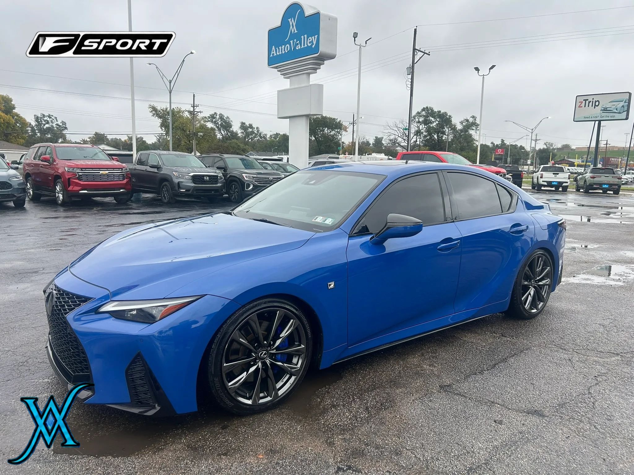 Used 2023 Lexus IS 350 F Sport w/ Memory Package AWD/4WD image 3