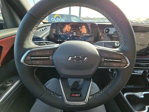 New 2026 Chevrolet Traverse Z71 w/ Driver Confidence Package image 30