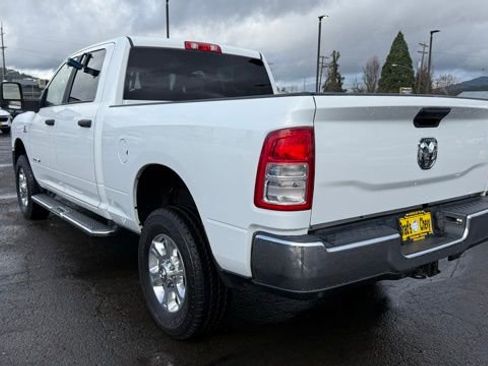 Used 2023 RAM 2500 Big Horn w/ Level 1 Equipment Group image 6