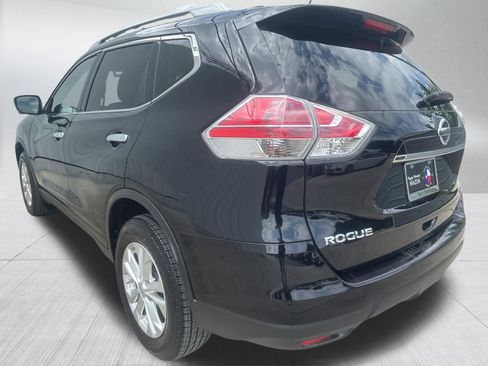 Used 2015 Nissan Rogue SV w/ SV Premium Package image 6